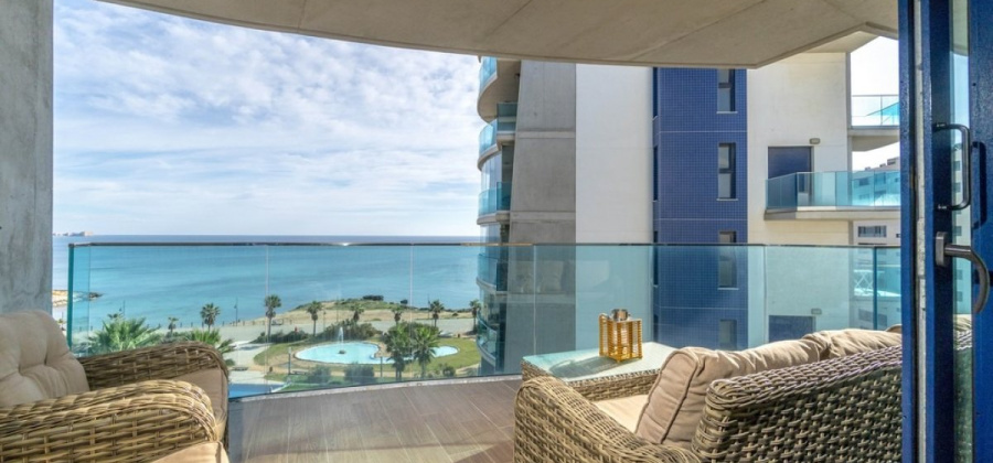 Torrevieja, Alicante, 3 Bedrooms Bedrooms, ,2 BathroomsBathrooms,Apartment,Resale,65945156298998640