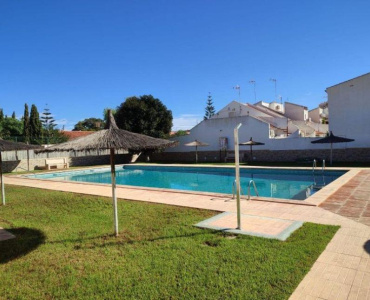 Torrevieja, Alicante, 3 Bedrooms Bedrooms, ,2 BathroomsBathrooms,Townhouse,Resale,75632287891305584