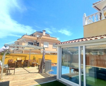 Orihuela Costa, Alicante, 2 Bedrooms Bedrooms, ,2 BathroomsBathrooms,Villa,Resale,149512237871659168