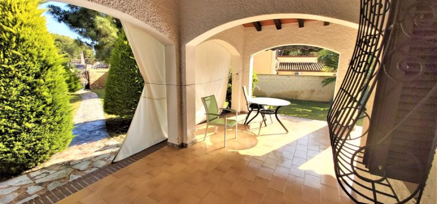 Torrevieja, Alicante, 4 Bedrooms Bedrooms, ,3 BathroomsBathrooms,Villa,Resale,149512507466971616