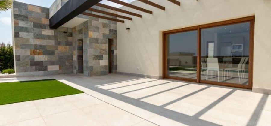 Torrevieja, Alicante, 3 Bedrooms Bedrooms, ,4 BathroomsBathrooms,Villa,New,209559211294406592