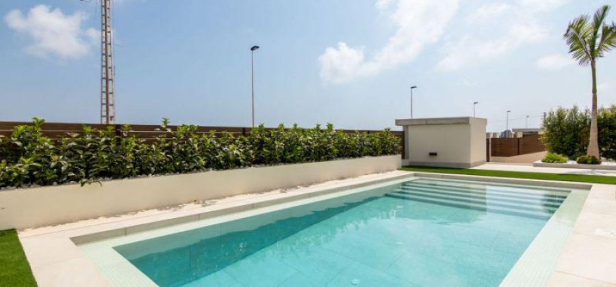 Torrevieja, Alicante, 3 Bedrooms Bedrooms, ,4 BathroomsBathrooms,Villa,New,209559211294406592