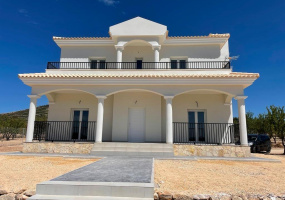 Pinoso, Alicante, 4 Bedrooms Bedrooms, ,3 BathroomsBathrooms,Villa,New,209559349513635488