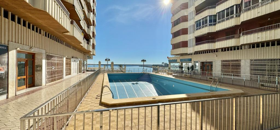 Torrevieja, Alicante, 3 Bedrooms Bedrooms, ,2 BathroomsBathrooms,Apartment,Resale,328216223986407616