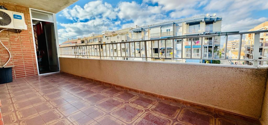 Torrevieja, Alicante, 2 Bedrooms Bedrooms, ,1 BathroomBathrooms,Apartment,Resale,328216362156638784