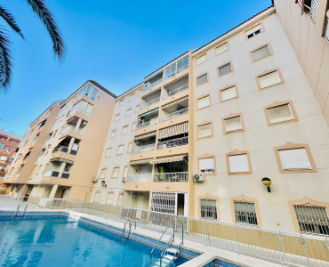 Torrevieja, Alicante, 2 Bedrooms Bedrooms, ,1 BathroomBathrooms,Apartment,Resale,32821674967927104