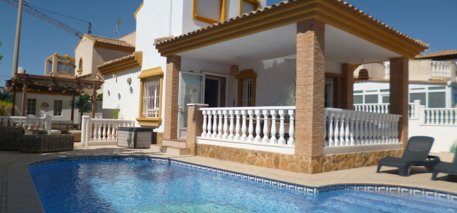 Pilar de la Horadada, Alicante, 4 Bedrooms Bedrooms, ,2 BathroomsBathrooms,Villa,Resale,90690168050447744