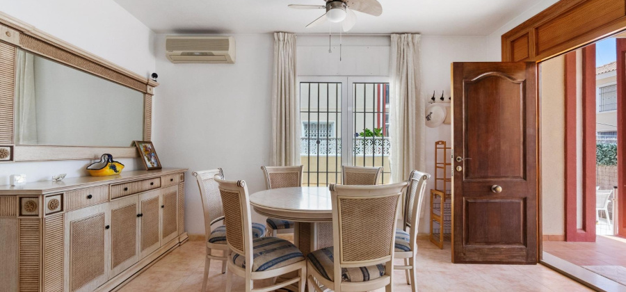 Orihuela Costa, Alicante, 3 Bedrooms Bedrooms, ,2 BathroomsBathrooms,Townhouse,Resale,65945244950791272