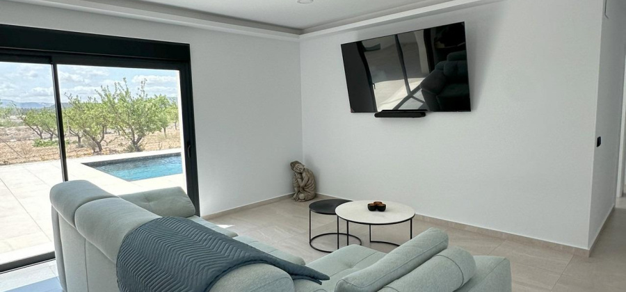 Pinoso, Alicante, 3 Bedrooms Bedrooms, ,2 BathroomsBathrooms,Villa,New,209559142274303136