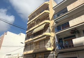 Torrevieja, Alicante, 2 Bedrooms Bedrooms, ,1 BathroomBathrooms,Apartment,Resale,7563268989138792