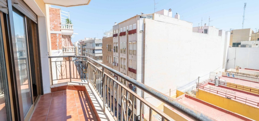 Torrevieja, Alicante, 2 Bedrooms Bedrooms, ,1 BathroomBathrooms,Apartment,Resale,7563268989138792