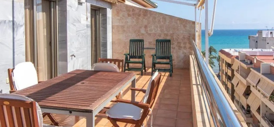 Torrevieja, Alicante, 3 Bedrooms Bedrooms, ,2 BathroomsBathrooms,Apartment,Resale,944273