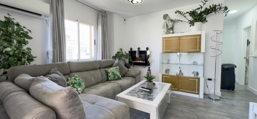 Torrevieja, Alicante, 3 Bedrooms Bedrooms, ,2 BathroomsBathrooms,Apartment,Resale,7563292635781784