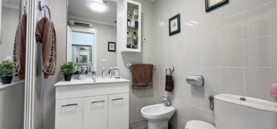 Torrevieja, Alicante, 3 Bedrooms Bedrooms, ,2 BathroomsBathrooms,Apartment,Resale,7563292635781784