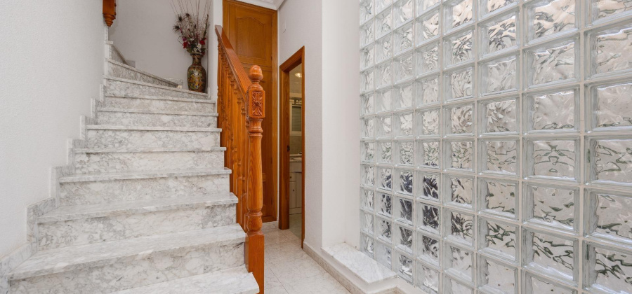 Torrevieja, Alicante, 7 Bedrooms Bedrooms, ,2 BathroomsBathrooms,Townhouse,Resale,75632214806550624