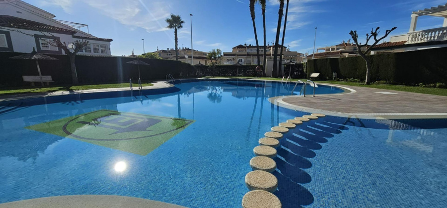 Orihuela Costa, Alicante, 4 Bedrooms Bedrooms, ,2 BathroomsBathrooms,Townhouse,Resale,75632421244597904