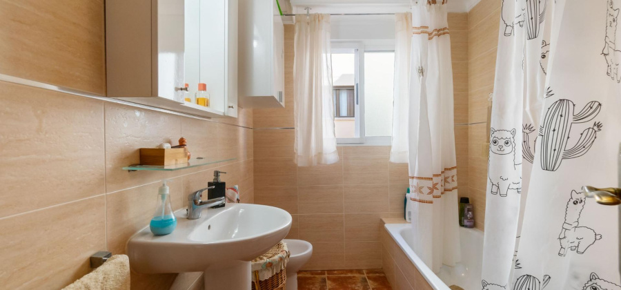 Torrevieja, Alicante, 3 Bedrooms Bedrooms, ,1 BathroomBathrooms,Apartment,Resale,65945224976493176