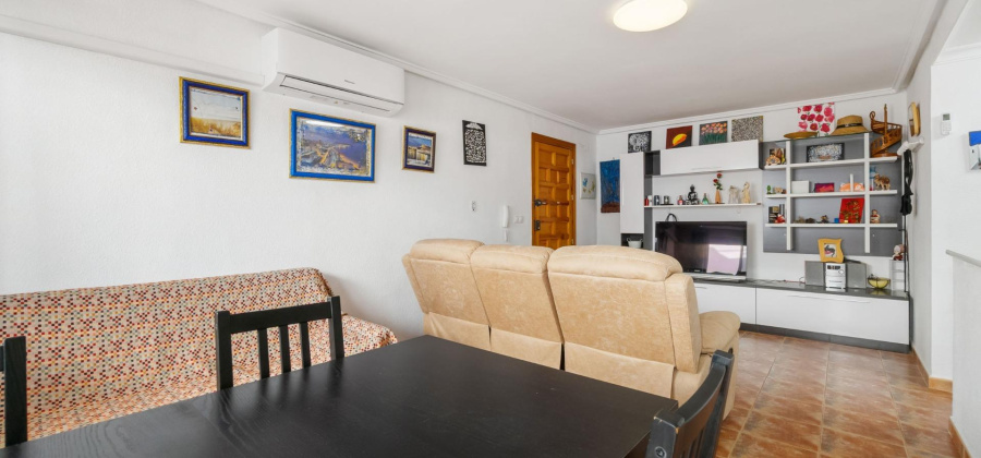 Torrevieja, Alicante, 3 Bedrooms Bedrooms, ,1 BathroomBathrooms,Apartment,Resale,65945224976493176
