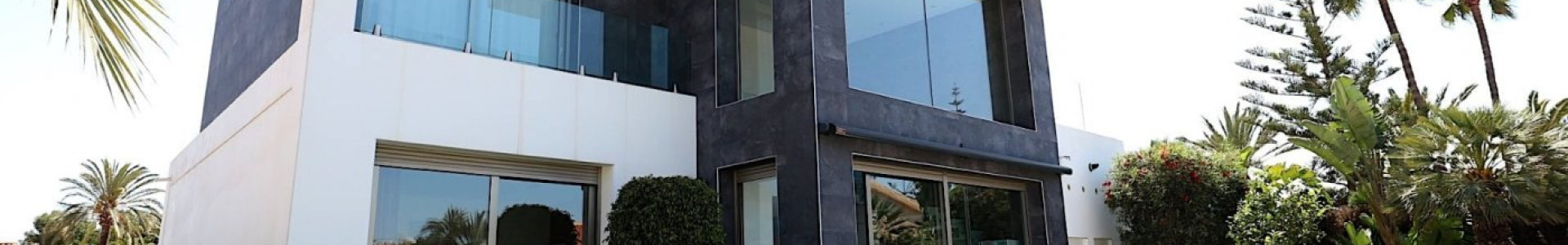 Torrevieja, Alicante, 3 Bedrooms Bedrooms, ,2 BathroomsBathrooms,Villa,Resale,20992483753096288