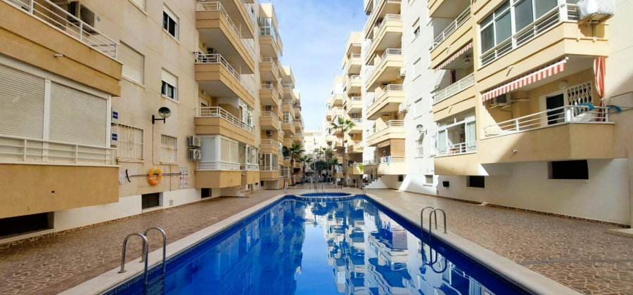 Torrevieja, Alicante, 2 Bedrooms Bedrooms, ,1 BathroomBathrooms,Apartment,Resale,209924177055643552