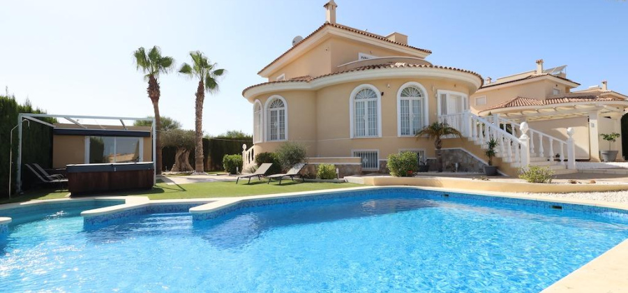 Ciudad Quesada, Alicante, 5 Bedrooms Bedrooms, ,4 BathroomsBathrooms,Villa,Resale,209924207644612800