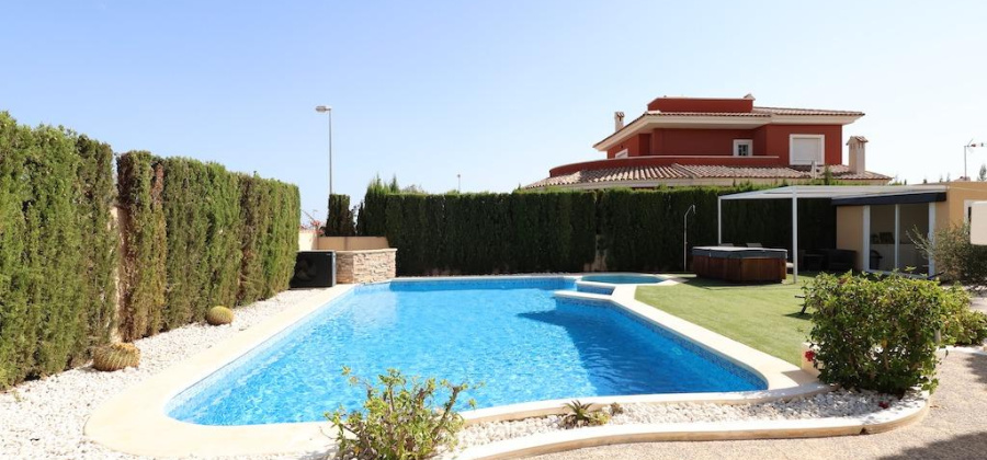 Ciudad Quesada, Alicante, 5 Bedrooms Bedrooms, ,4 BathroomsBathrooms,Villa,Resale,209924207644612800