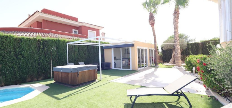 Ciudad Quesada, Alicante, 5 Bedrooms Bedrooms, ,4 BathroomsBathrooms,Villa,Resale,209924207644612800