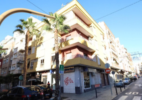 Torrevieja, Alicante, 3 Bedrooms Bedrooms, ,1 BathroomBathrooms,Apartment,Resale,209924229788312416