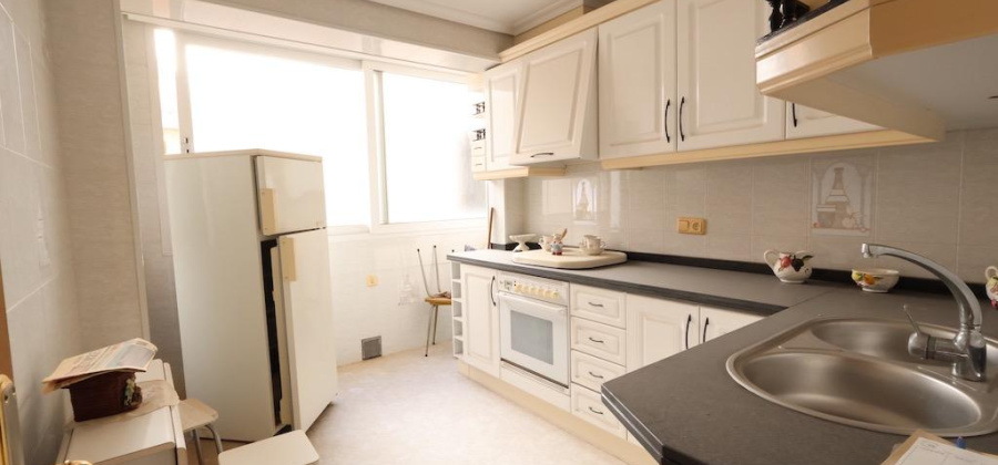 Torrevieja, Alicante, 3 Bedrooms Bedrooms, ,1 BathroomBathrooms,Apartment,Resale,209924229788312416
