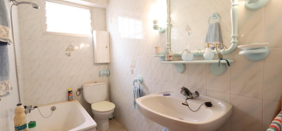 Torrevieja, Alicante, 3 Bedrooms Bedrooms, ,1 BathroomBathrooms,Apartment,Resale,209924229788312416