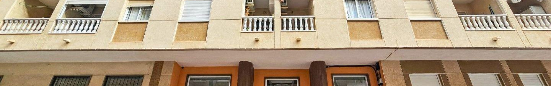 Torrevieja, Alicante, 3 Bedrooms Bedrooms, ,1 BathroomBathrooms,Apartment,Resale,7563275166366338