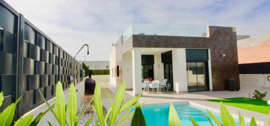 Pinoso, Alicante, 3 Bedrooms Bedrooms, ,2 BathroomsBathrooms,Villa,New,20955992771210672