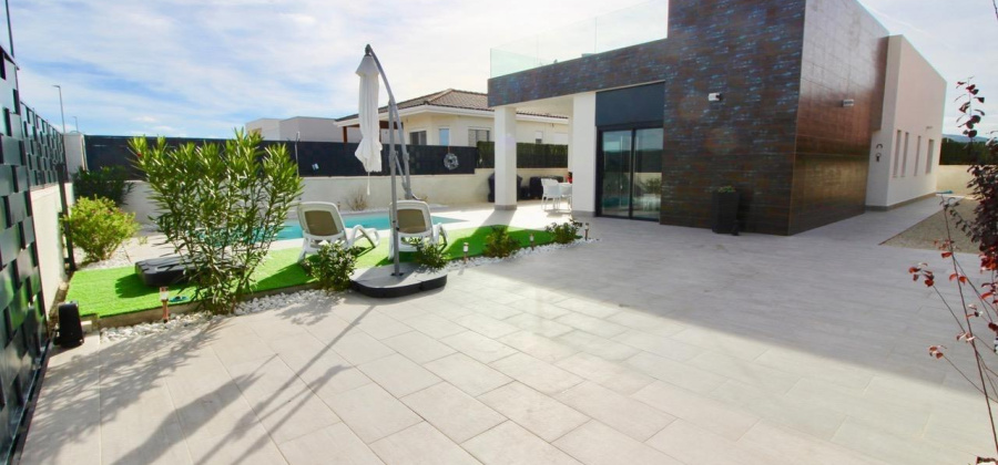 Pinoso, Alicante, 3 Bedrooms Bedrooms, ,2 BathroomsBathrooms,Villa,New,20955992771210672
