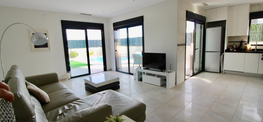 Pinoso, Alicante, 3 Bedrooms Bedrooms, ,2 BathroomsBathrooms,Villa,New,20955992771210672