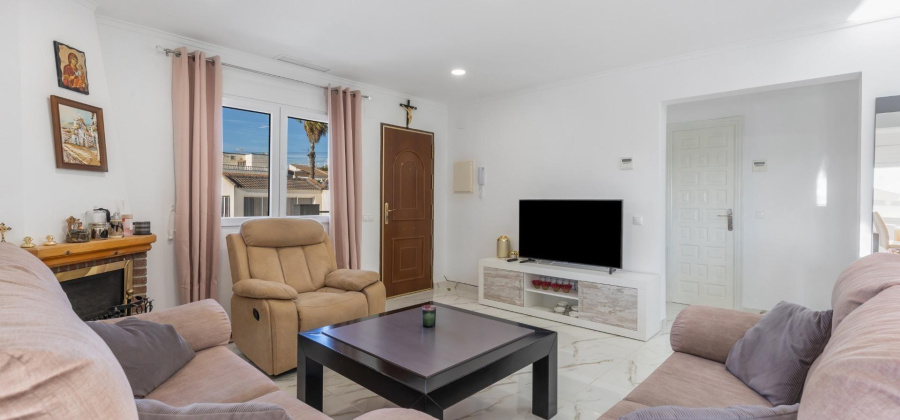 Torrevieja, Alicante, 3 Bedrooms Bedrooms, ,2 BathroomsBathrooms,Villa,Resale,75632215412216752