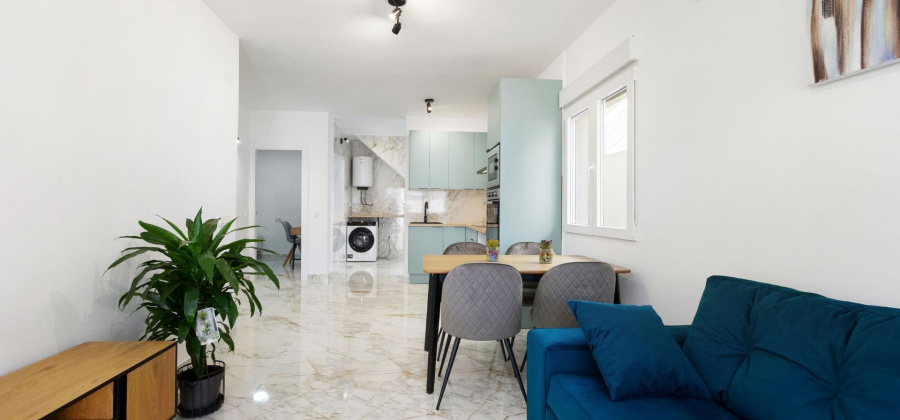Torrevieja, Alicante, 3 Bedrooms Bedrooms, ,2 BathroomsBathrooms,Villa,Resale,65945275694016848