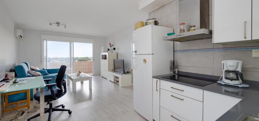 Torrevieja, Alicante, 2 Bedrooms Bedrooms, ,1 BathroomBathrooms,Apartment,Resale,75632176455473072