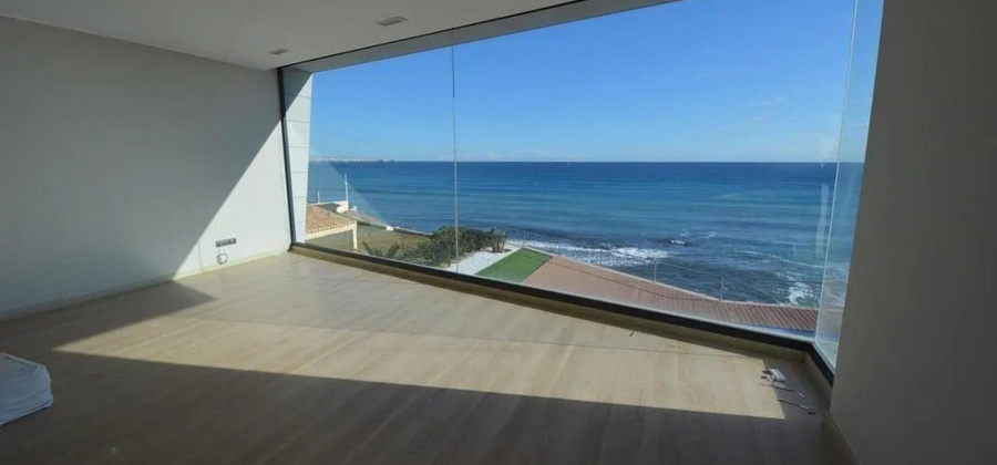 Cabo Roig, Alicante, 6 Bedrooms Bedrooms, ,4 BathroomsBathrooms,Villa,Resale,75632159996470432