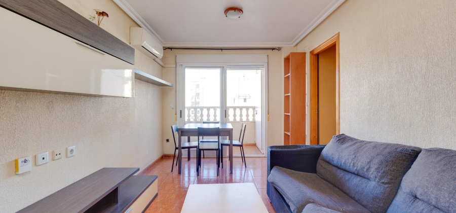Torrevieja, Alicante, 2 Bedrooms Bedrooms, ,1 BathroomBathrooms,Apartment,Resale,75632206486993088