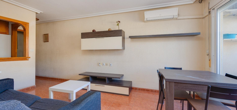 Torrevieja, Alicante, 2 Bedrooms Bedrooms, ,1 BathroomBathrooms,Apartment,Resale,75632206486993088