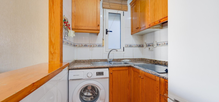 Torrevieja, Alicante, 2 Bedrooms Bedrooms, ,1 BathroomBathrooms,Apartment,Resale,75632206486993088