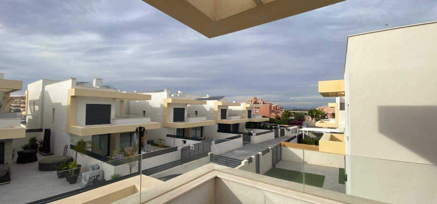 Los Montesinos, Alicante, 3 Bedrooms Bedrooms, ,2 BathroomsBathrooms,Villa,Resale,10353679816868692