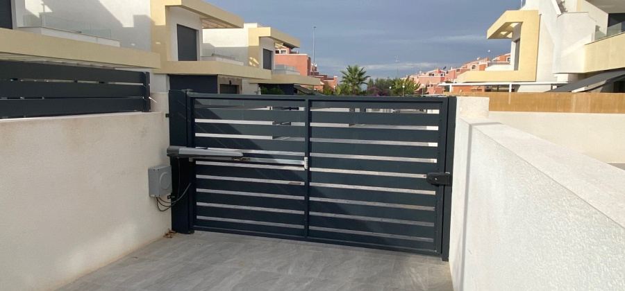 Los Montesinos, Alicante, 3 Bedrooms Bedrooms, ,2 BathroomsBathrooms,Villa,Resale,10353679816868692