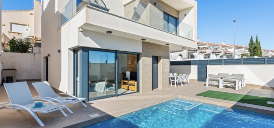 San Miguel de Salinas, Alicante, 3 Bedrooms Bedrooms, ,3 BathroomsBathrooms,Villa,Resale,10353692702995124
