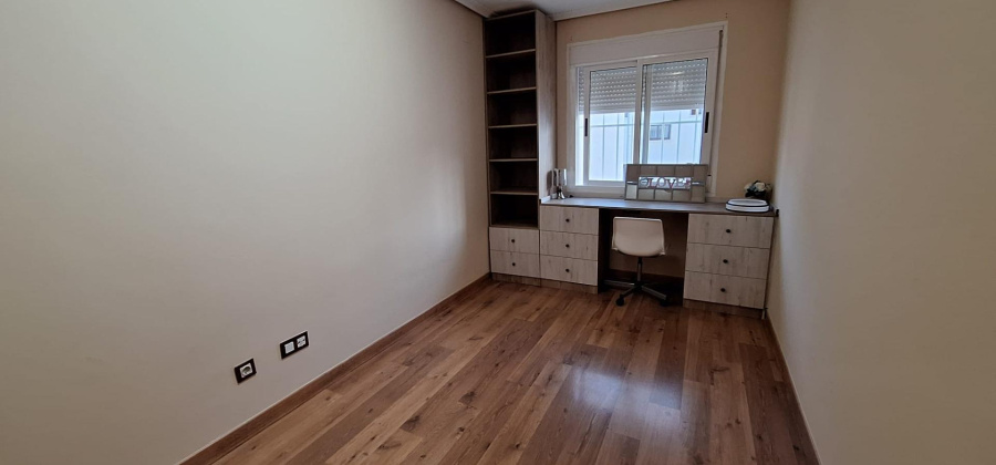 Torrevieja, Alicante, 3 Bedrooms Bedrooms, ,1 BathroomBathrooms,Apartment,Resale,75632211850189184