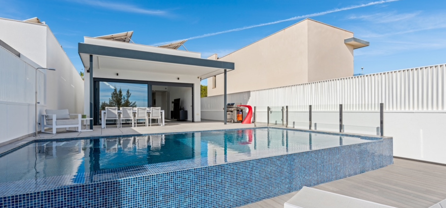 San Miguel de Salinas, Alicante, 4 Bedrooms Bedrooms, ,4 BathroomsBathrooms,Villa,Resale,103536101001968272