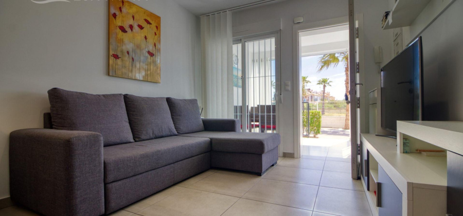 Torrevieja, Alicante, 2 Bedrooms Bedrooms, ,2 BathroomsBathrooms,Bungalow,Resale,75632285919726256