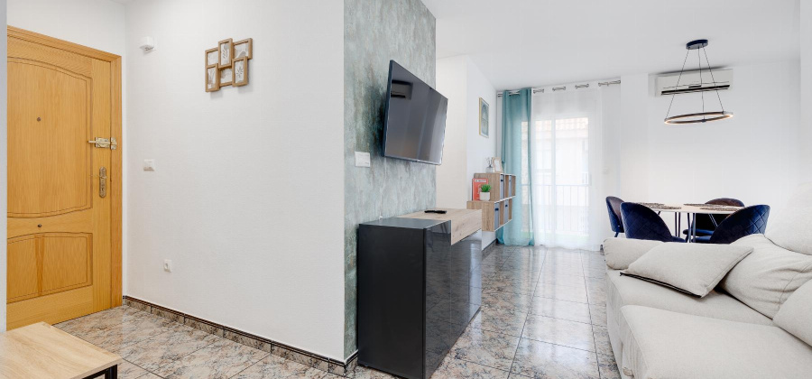 Torrevieja, Alicante, 3 Bedrooms Bedrooms, ,2 BathroomsBathrooms,Apartment,Resale,328216161351820928
