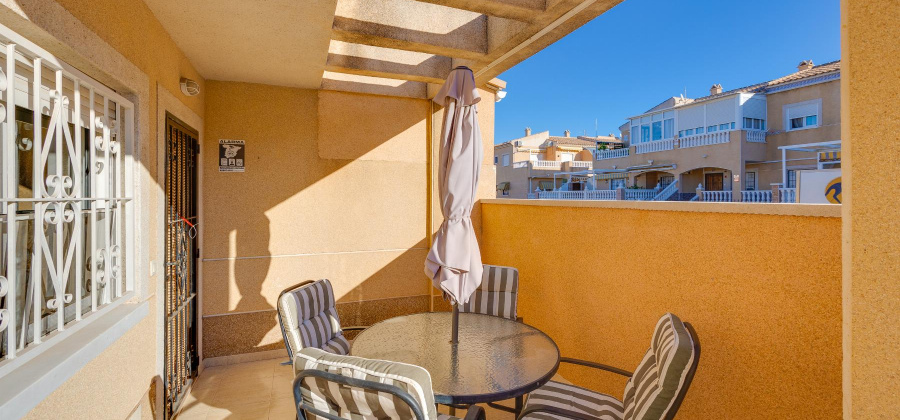 Torrevieja, Alicante, 2 Bedrooms Bedrooms, ,1 BathroomBathrooms,Villa,Resale,328216375080121536