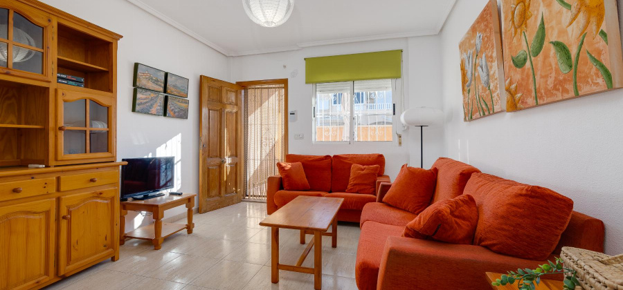 Torrevieja, Alicante, 2 Bedrooms Bedrooms, ,1 BathroomBathrooms,Villa,Resale,328216375080121536